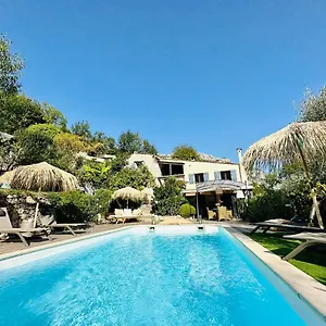 Domaine Les Deux Roches Holiday home